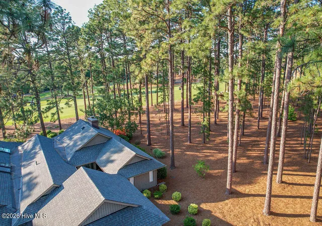 Homes for sale in Pinehurst, NC | 285 Sugar Gum Lane, Pinehurst, NC 28374 | Houzeo