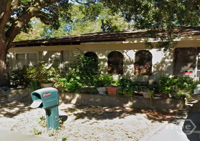 Homes for sale in Savannah, GA | 2128 Auburn Street, Savannah, GA 31404 | MLS# SA358081
