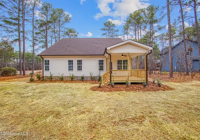 Homes for sale in Wagram, NC | 28941 Pinedale Ct, Wagram, NC 28396 | MLS# 100530872
