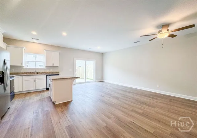 3rd image of 122 Heirloom Rd, Hinesville, GA 31313 | MLS# SA344444