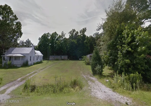 1st image of 304 Neals Creek Rd, Bayboro, NC 28515 | MLS# 100583922