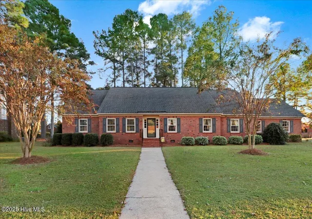 Photo 1 of Single family home for sale at 1802 Windsor Rd, Kinston, NC 28504 | MLS# 100540344 | Listing updated on 2026-09-01