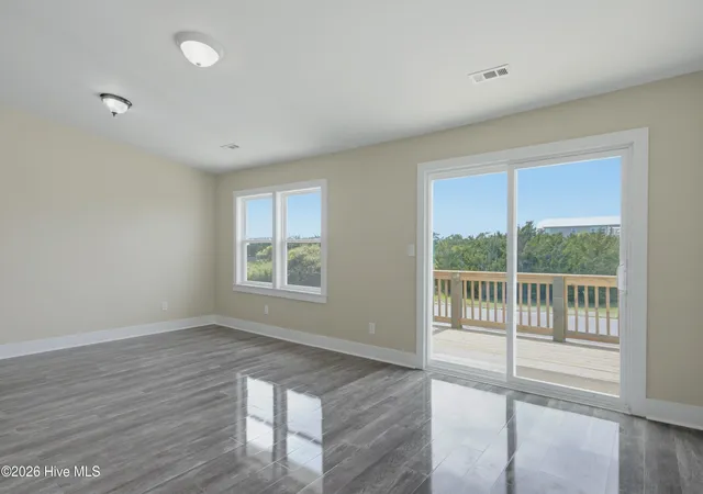 Homes for sale in Sneads Ferry, NC | 173 Sea Gull Ln, Sneads Ferry, NC 28460 | MLS# 100489747