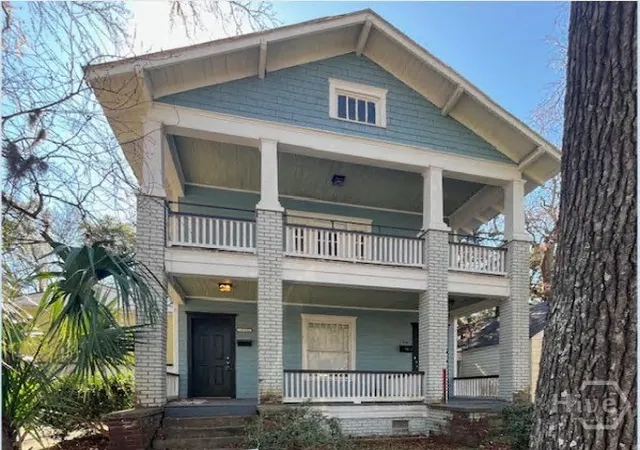 Homes for sale in Savannah, GA | 1115 E 32nd St, Savannah, GA 31404 | MLS# SA349424