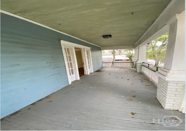 Homes for sale in Savannah, GA | 1115 E 32nd St, Savannah, GA 31404 | MLS# SA349424