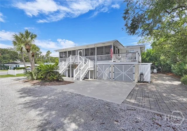 Photo 3 of Single family home for sale at 606 Butler Ave, Tybee Island, GA 31328 | MLS# SA336270 | Listing updated on 2026-08-04