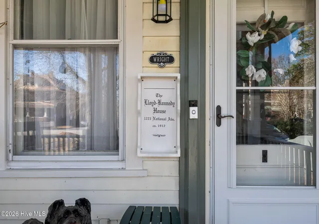 Photo 4 of Single family home for sale at 1223 National Ave, New Bern, NC 28560 | MLS# 100550741 | Listing updated on 2026-08-18