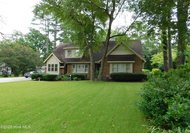 Homes for sale in Laurinburg, NC | 510 S Wilkinson Dr, Laurinburg, NC 28352 | MLS# 100540483