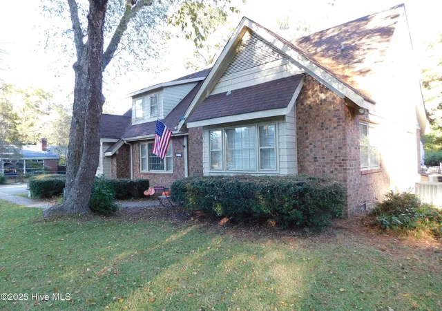 Homes for sale in Laurinburg, NC | 510 S Wilkinson Dr, Laurinburg, NC 28352 | MLS# 100540483