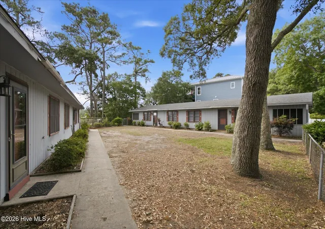 5th image of 518 Norton St, Oak Island, NC 28465