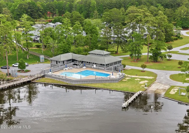 Homes for sale in Washington, NC | 111 Live Oak Ln, Washington, NC 27889 | MLS# 100569830