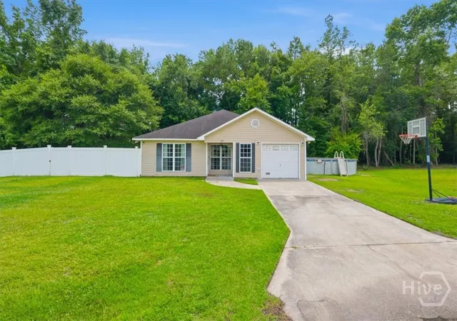 Photo 3 of Single family home for sale at 48 W Beaver Ln, Midway, GA 31320 | MLS# SA352165 | Listing updated on 2026-08-19