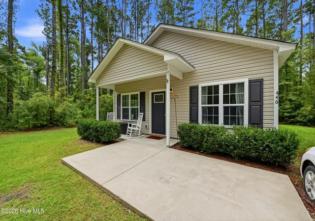Photo 2 of Single family home for sale at 446 Pond Rd, Rocky Point, NC 28457 | MLS# 100599587 | Listing updated on 2026-08-30
