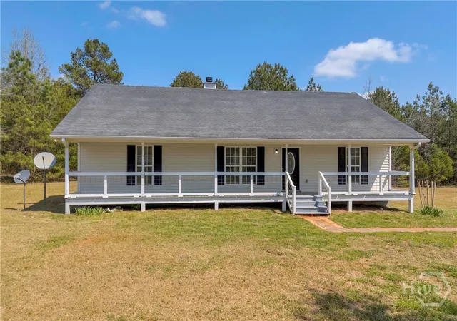Homes for sale in Crawford, GA | 253 Old Sanders Farm Rd, Crawford, GA 30630 | MLS# CL352191