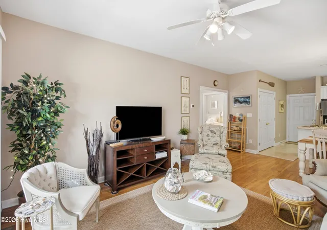 Homes for sale in Southport, NC | 610 W Brown St, Southport, NC 28461