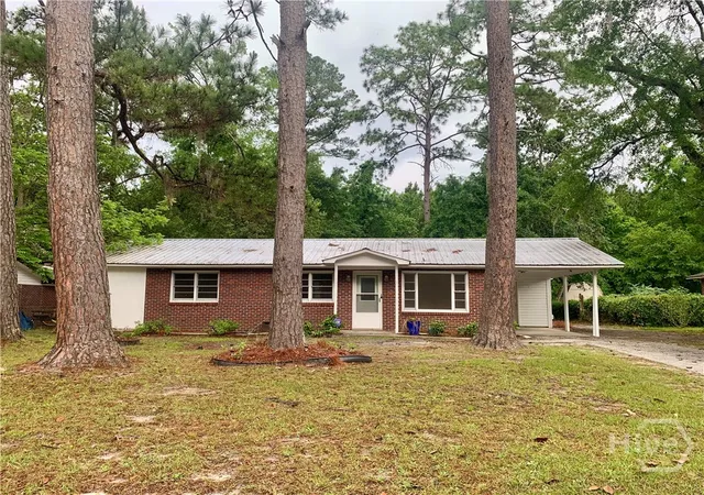 Photo 2 of Single family home for sale at 416 Rogers Dr, Hinesville, GA 31313 | MLS# SA355754 | Listing updated on 2026-09-08