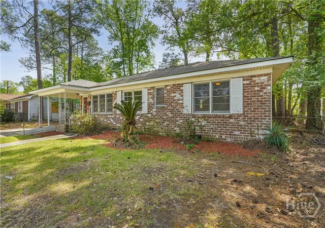 Homes for sale in Savannah, GA | 1809 Delesseps Ave, Savannah, GA 31404 | MLS# SA352653