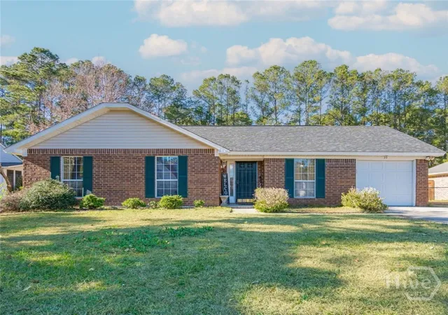 Homes for sale in Richmond Hill, GA | 39 Cat Tail Ct, Richmond Hill, GA 31324 | MLS# SA337379