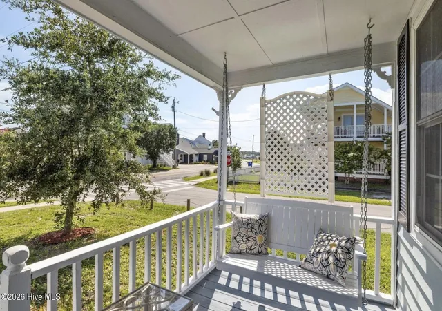 Photo 2 of Single family home for sale at 1501 Front St, Beaufort, NC 28516 | MLS# 100587394 | Listing updated on 2026-08-30