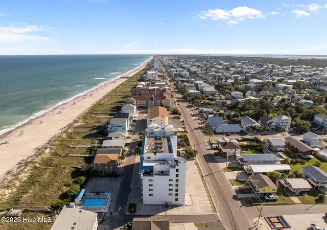 2nd image of 901 S Lake Park Blvd, Carolina Beach, NC 28428