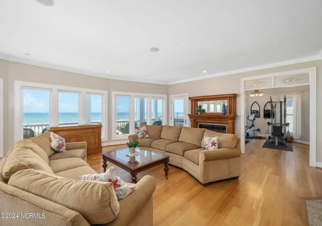 Photo 3 of Single family home for sale at 3107 Ocean Dr, Emerald Isle, NC 28594 | MLS# 100498725 | Listing updated on 2026-09-18