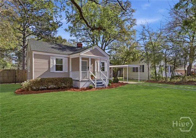 Photo 1 of Single family home for sale at 2008 New Mexico St, Savannah, GA 31404 | MLS# SA351447 | Listing updated on 2026-08-18
