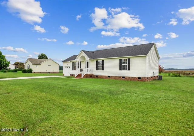 Single family home for sale at 993 Aspen Ridge Ct, Deep Run, NC 28525 | MLS# 100599994 | Listing updated on 2026-09-01