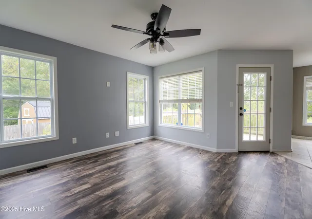 Photo 3 of Single family home for sale at 404 Silva Cvs, Richlands, NC 28574 | MLS# 100536355 | Listing updated on 2026-08-25