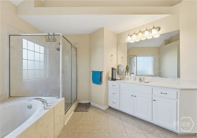 4th image of 79 Byron Dr, Richmond Hill, GA 31324 | MLS# SA361373