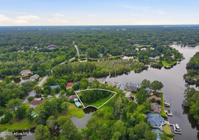 3rd image of 2409 Turtle Bay Dr, New Bern, NC 28562 | MLS# 100584682