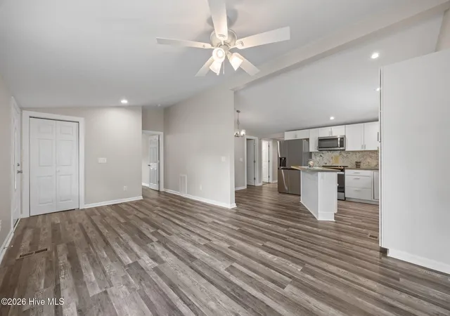 Photo 3 of Single family home for sale at 108 Park Ave, Beaufort, NC 28516 | MLS# 100566475 | Listing updated on 2026-08-22