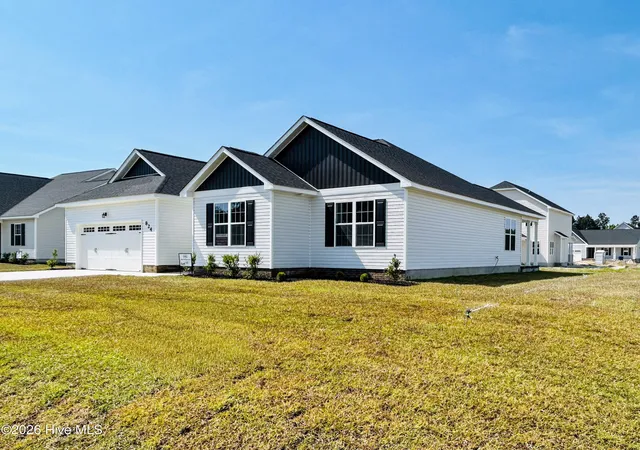 Photo 3 of Single family home for sale at 824 Hidden Brg Dr, Jacksonville, NC 28546 | MLS# 100560899 | Listing updated on 2026-10-02