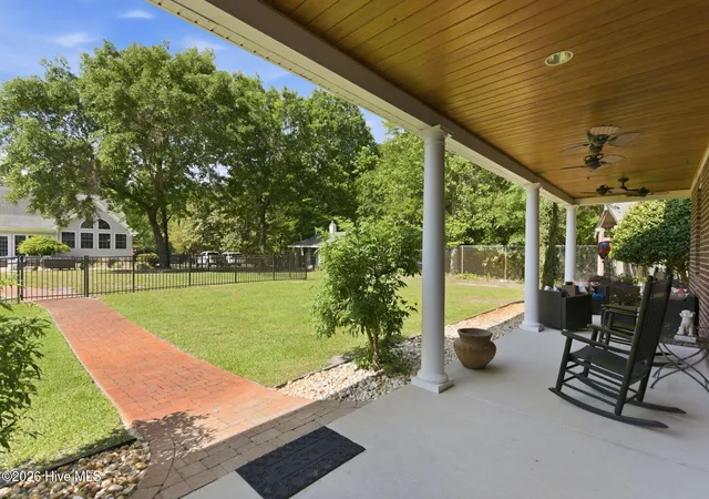 Homes for sale in Hampstead, NC | 410 Whitebridge Rd, Hampstead, NC 28443 | MLS# 100570615
