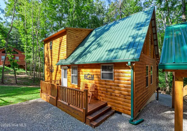 Photo 3 of Single family home for sale at 84 Oakcrest Ln, Murphy, NC 28906 | MLS# 100599578 | Listing updated on 2026-08-28
