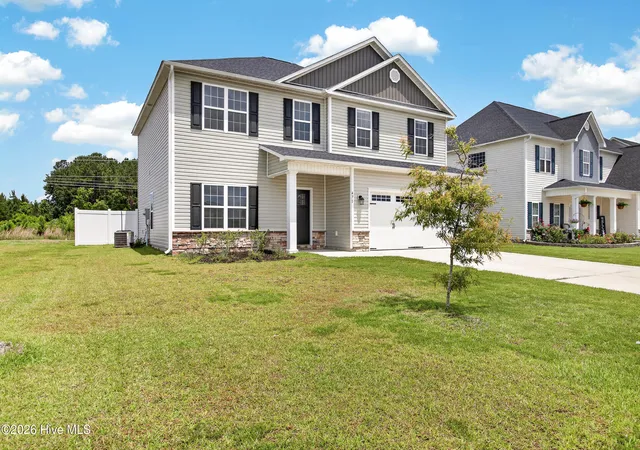 Photo 3 of Single family home for sale at 471 Worsley Way, Jacksonville, NC 28546 | MLS# 100580957 | Listing updated on 2026-08-18