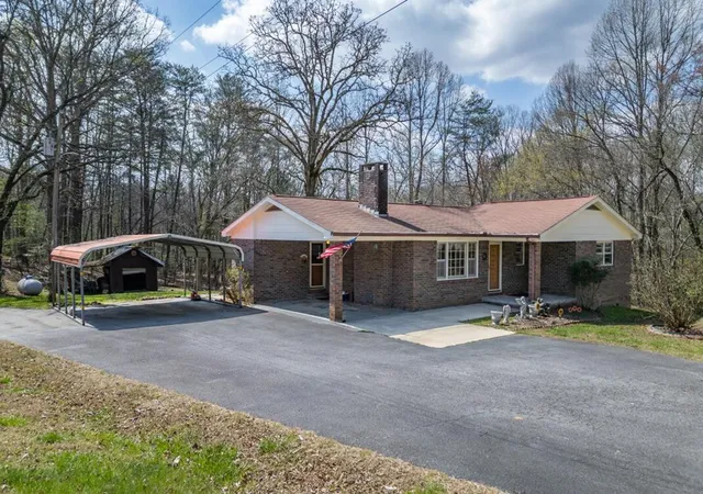 Photo 1 of Single family home for sale at 1266 Ford Rd, Warne, NC 28909 | MLS# 98544350 | Listing updated on 2026-08-18