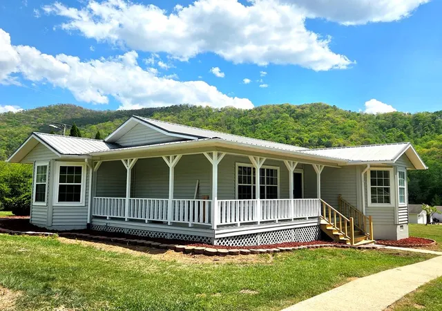 Homes for sale in Robbinsville, NC | 234 George Millsaps Rd, Robbinsville, NC 28771 | MLS# 98544498