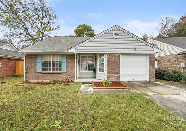 Photo 1 of Single family home for sale at 156 Ropemaker Ln, Savannah, GA 31410 | MLS# SA344741 | Listing updated on 2026-07-15