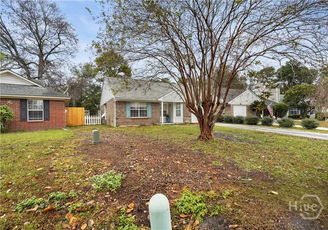 Photo 3 of Single family home for sale at 156 Ropemaker Ln, Savannah, GA 31410 | MLS# SA344741 | Listing updated on 2026-07-15
