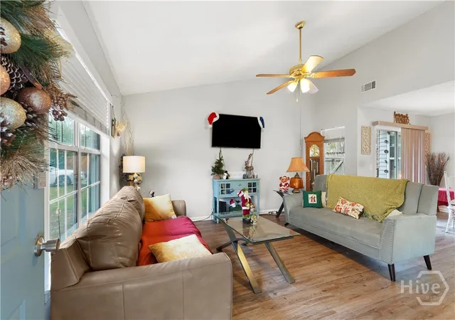 Photo 4 of Single family home for sale at 156 Ropemaker Ln, Savannah, GA 31410 | MLS# SA344741 | Listing updated on 2026-07-15