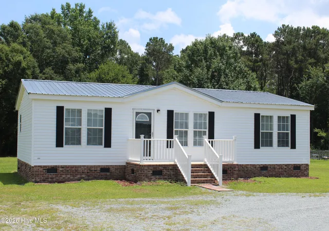 Homes for sale in Beulaville, NC | 108 Country Farm Ln, Beulaville, NC 28518 | MLS# 100574830