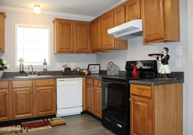 Photo 4 of Manufactured home for sale at 108 Country Farm Ln, Beulaville, NC 28518 | MLS# 100574830 | Listing updated on 2026-08-18