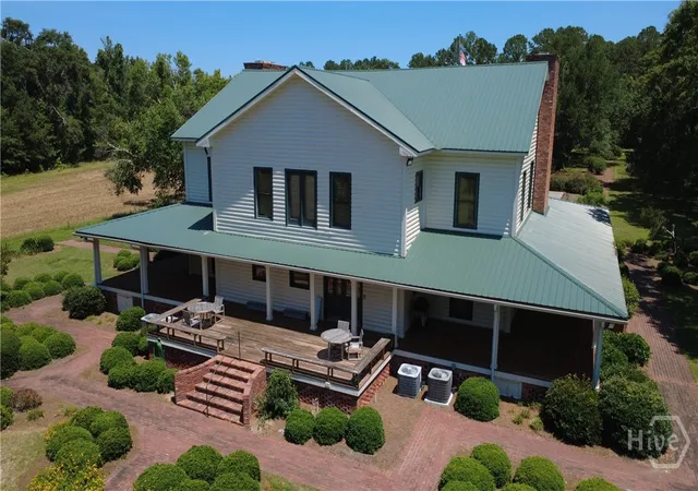 Photo 3 of Single family home for sale at 425 N Herndon Rd, Millen, GA 30442 | MLS# SA362648 | Listing updated on 2026-08-18