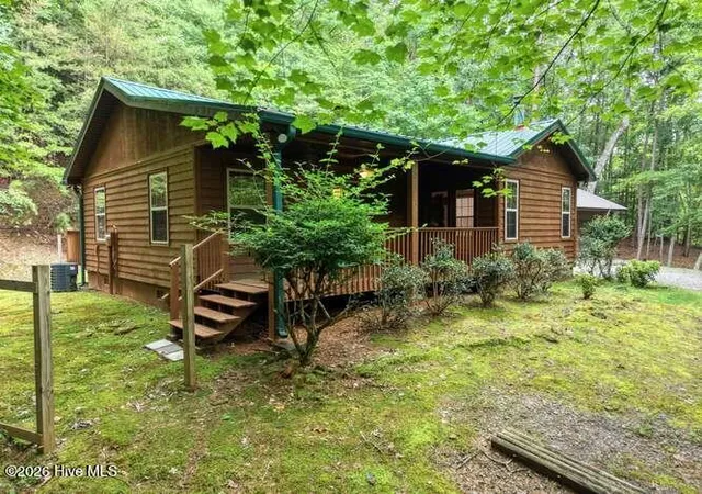 Photo 4 of Single family home for sale at 73 Sargent Dr, Murphy, NC 28906 | MLS# 100593876 | Listing updated on 2026-08-18
