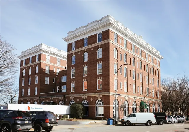 1st image of 247 E Washington St #302, Athens, GA 30601 | MLS# CL347071