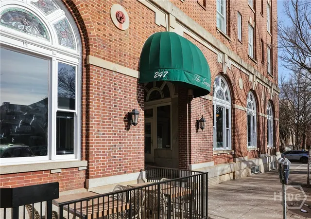 2nd image of 247 E Washington St #302, Athens, GA 30601 | MLS# CL347071