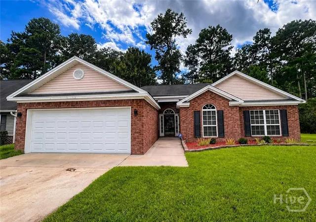 Homes for sale in Savannah, GA | 19 Montero Dr, Savannah, GA 31405 | MLS# SA354855