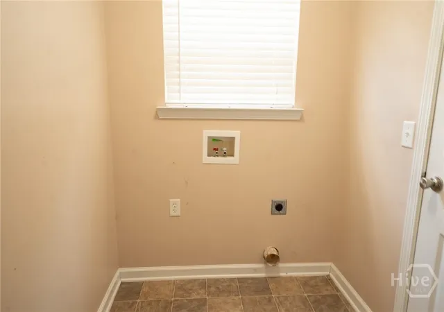 Homes for sale in Savannah, GA | 19 Montero Dr, Savannah, GA 31405 | MLS# SA354855