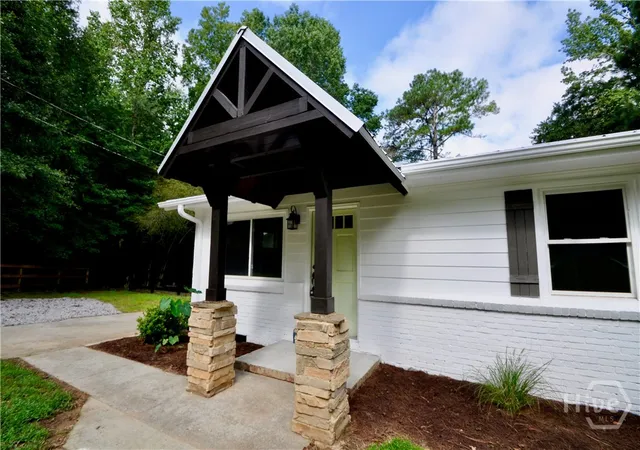 Homes for sale in Watkinsville, GA | 2750 Elder Mill Rd, Watkinsville, GA 30677 | MLS# CL335660