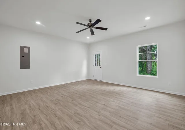 Homes for sale in Wilmington, NC | 464 Maides Ave, Wilmington, NC 28405 | MLS# 100522862
